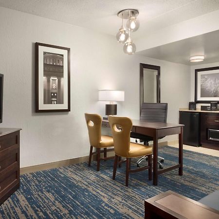 Embassy Suites By Hilton Колумбус Экстерьер фото