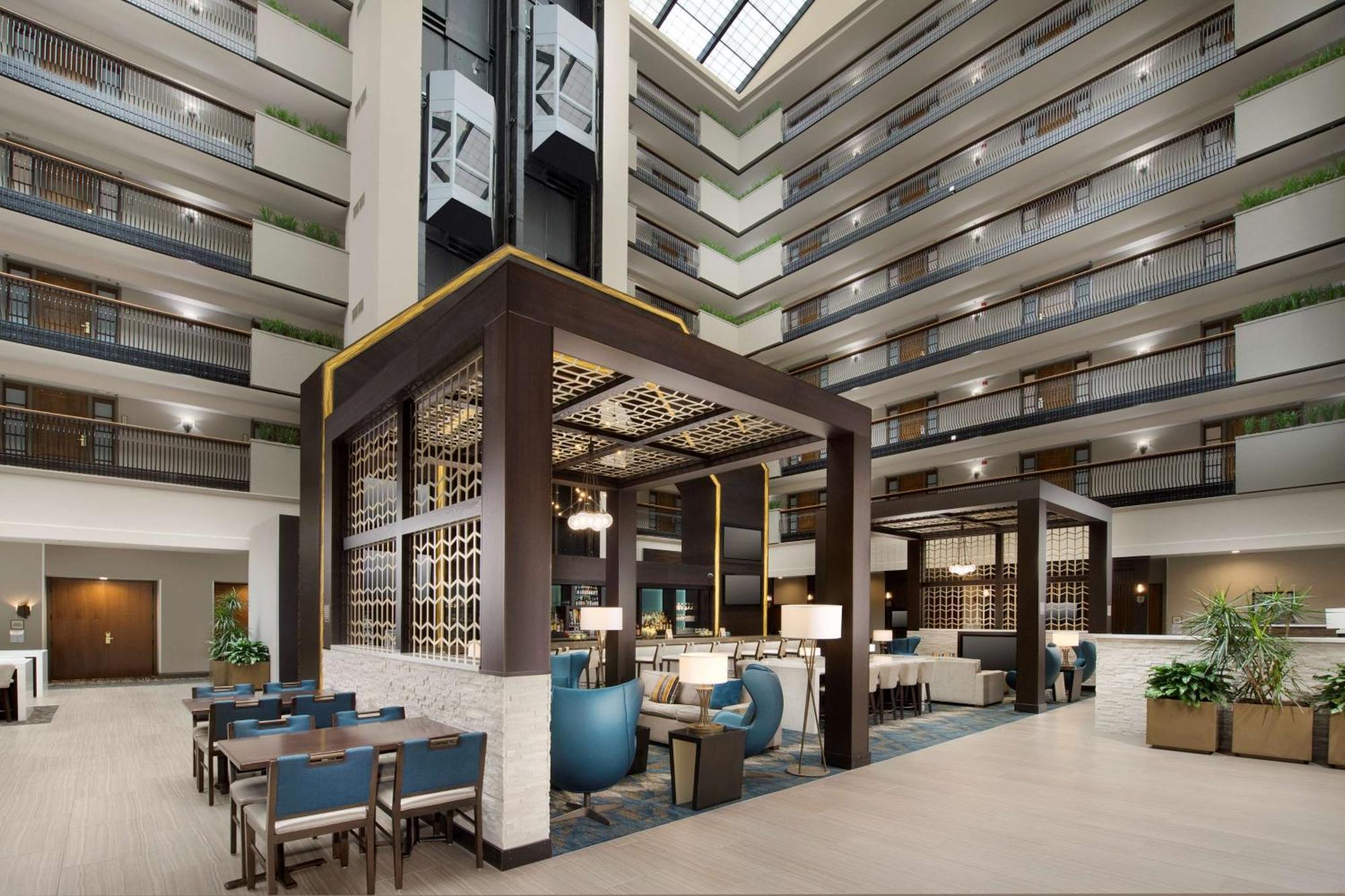 Embassy Suites By Hilton Колумбус Экстерьер фото